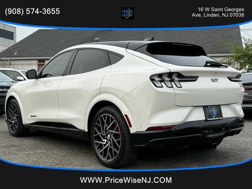 2021 Ford Mustang Mach-E GT