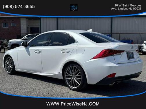 2018 Lexus IS 300 Base