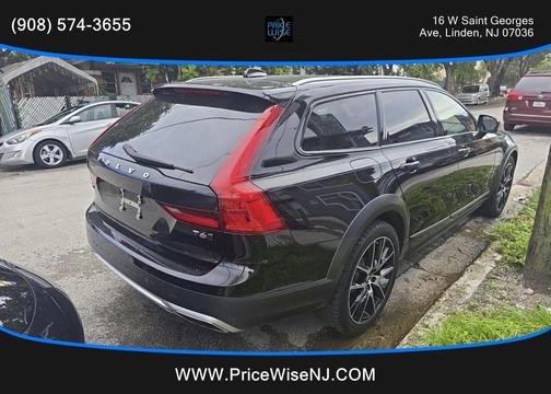 2018 Volvo V90 Cross Country T6
