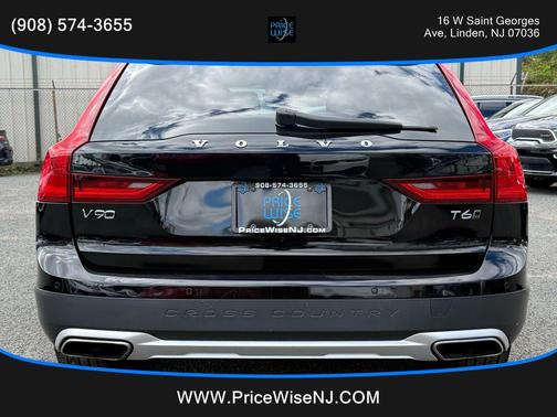 2018 Volvo V90 Cross Country T6