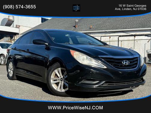 2013 Hyundai SONATA GLS