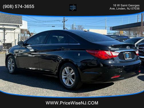 2013 Hyundai SONATA GLS