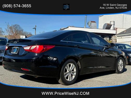 2013 Hyundai SONATA GLS