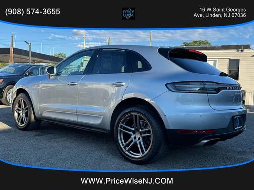 2019 Porsche Macan Sport Utility 4D