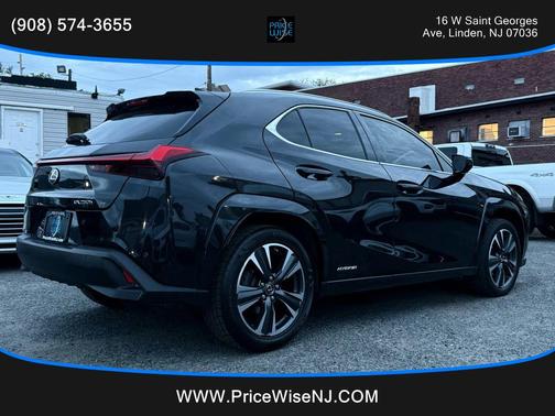 2022 Lexus UX 250h F Sport