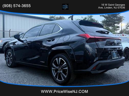 2022 Lexus UX 250h F Sport
