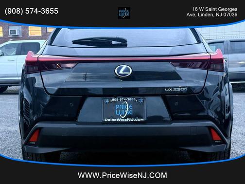2022 Lexus UX 250h F Sport