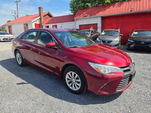 Ruby Flare Pearl 2017 Toyota Camry LE