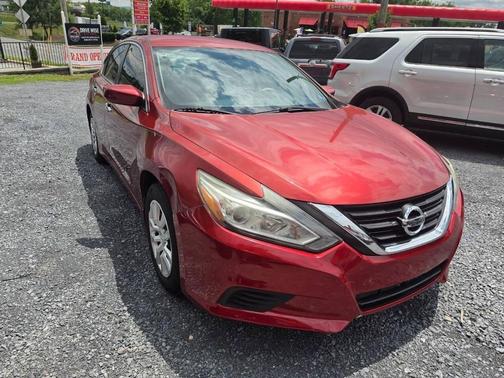Cayenne Red 2016 Nissan Altima 2.5 S