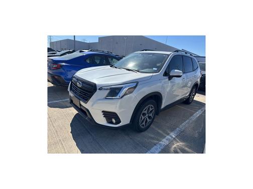 2023 Subaru Forester Premium