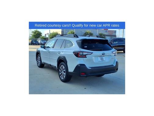 Crystal White Pearl 2025 Subaru Outback Premium