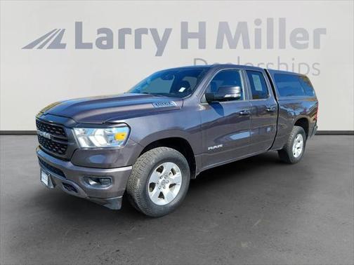 2022 RAM 1500 Big Horn Quad Cab 4x4 64' Box