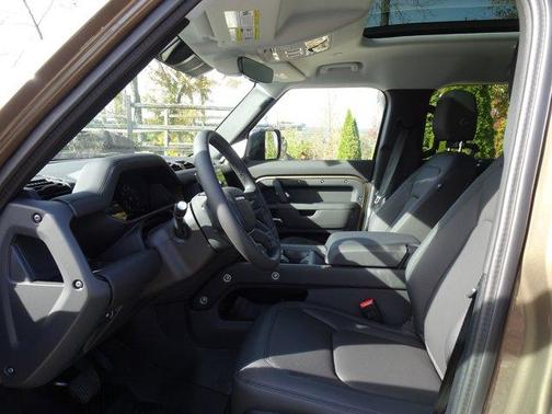 2026 Land Rover Defender P300 S