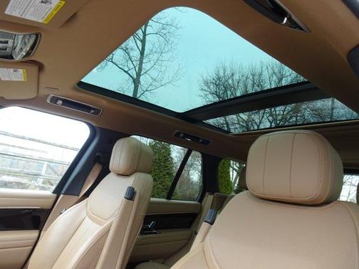 2024 Land Rover Range Rover P400 SE