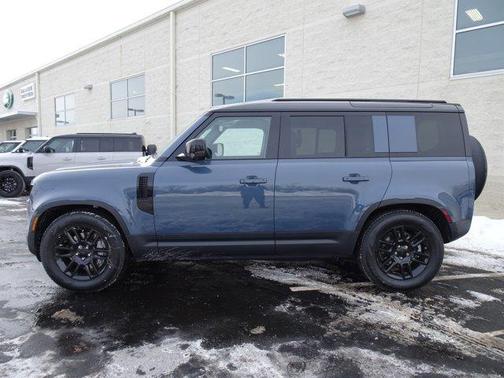 2026 Land Rover Defender 110 S