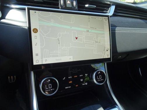 2024 Jaguar XF R-Dynamic SE