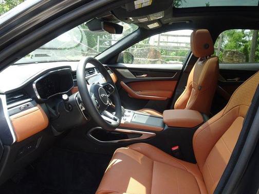 2025 Jaguar F-PACE P250 R-Dynamic S