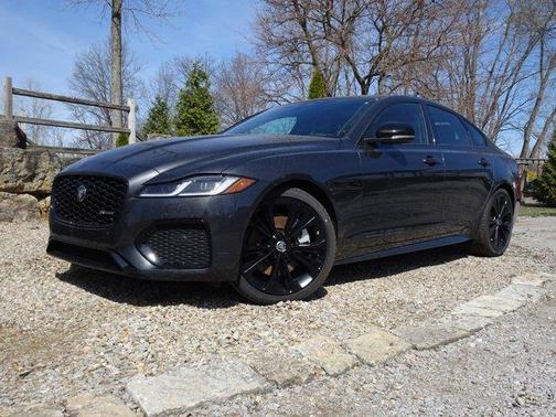 2024 Jaguar XF R-Dynamic SE