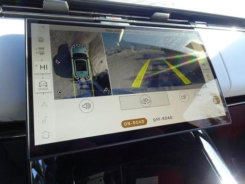 2026 Land Rover Range Rover Sport SE