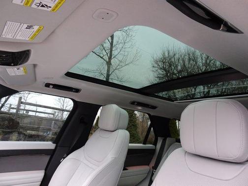 2023 Land Rover Range Rover Sport SE