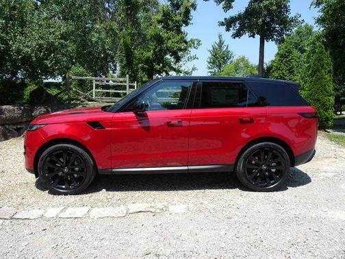 2025 Land Rover Range Rover Sport P360 SE
