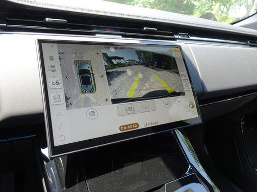 2025 Land Rover Range Rover Sport P360 SE