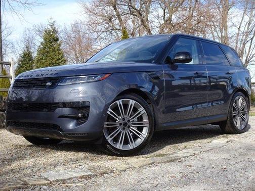 2026 Land Rover Range Rover Sport SE