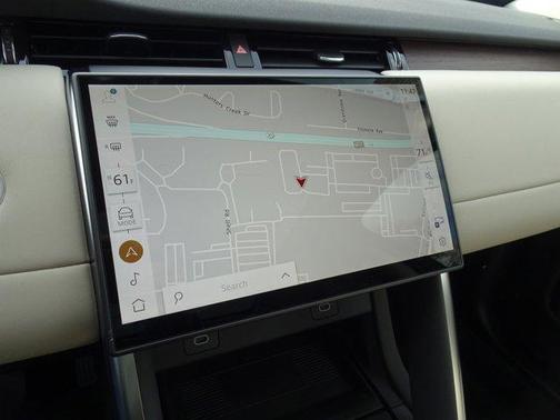 2025 Land Rover Discovery Sport S