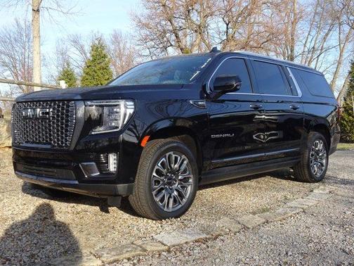 2023 GMC Yukon XL Denali Ultimate
