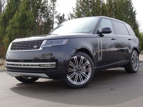2026 Land Rover Range Rover P530 SE 7 Seat