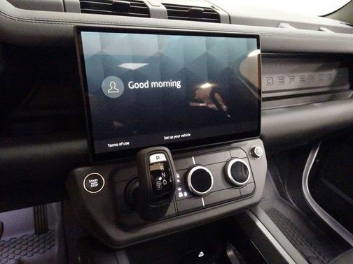 2026 Land Rover Defender 110 S