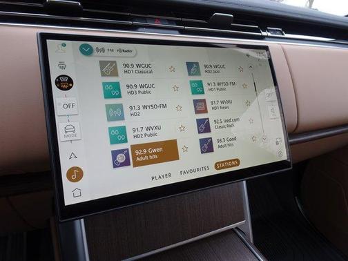 2026 Land Rover Range Rover P400 SE 7 Seat