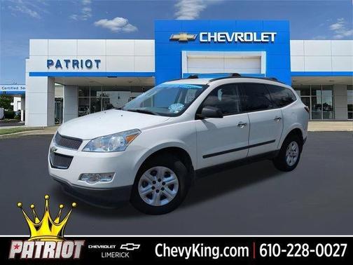 White 2012 Chevrolet Traverse LS