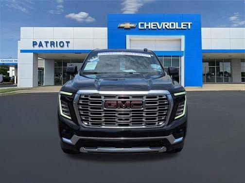Onyx Black 2025 GMC Yukon XL Denali
