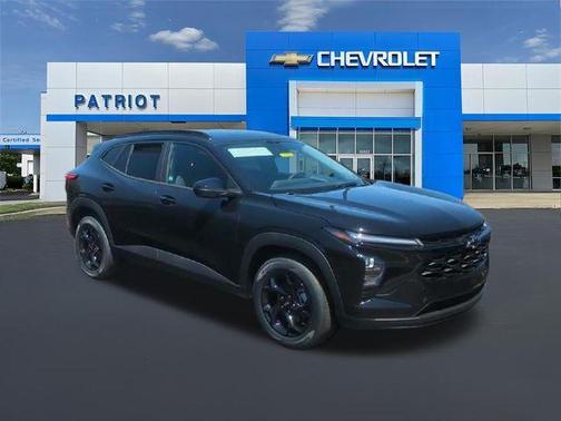 Black Metallic 2026 Chevrolet Trax LT