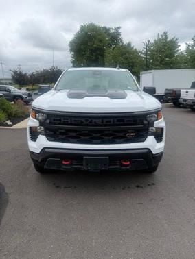 Summit White 2025 Chevrolet Silverado 1500 Custom Trail Boss