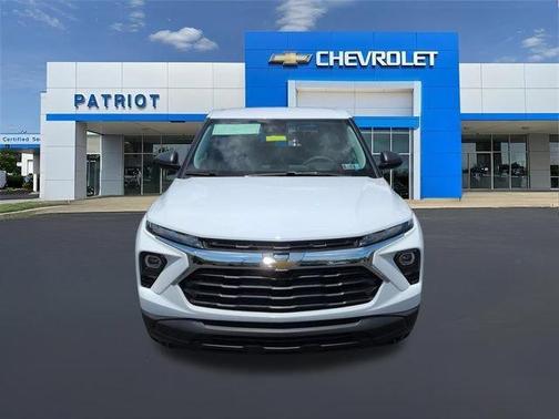 Summit White 2026 Chevrolet Trailblazer LS