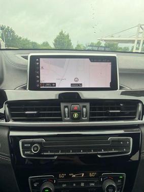 Alpine White 2022 BMW X2 xDrive28i