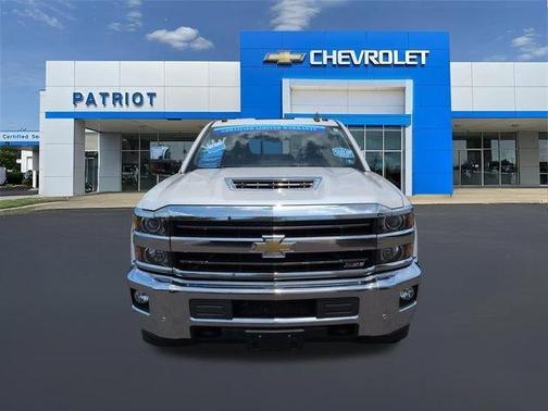 Iridescent Pearl Tricoat 2018 Chevrolet Silverado 2500 LTZ