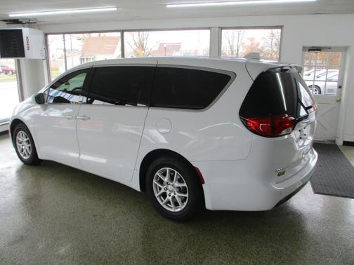 2020 Chrysler Pacifica Touring