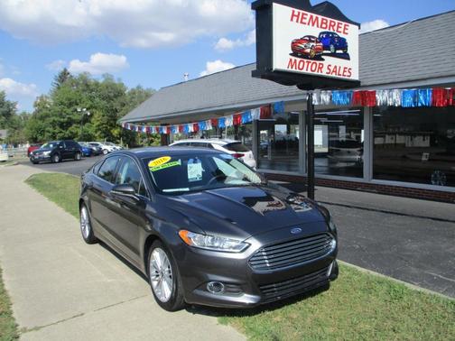 2016 Ford Fusion SE