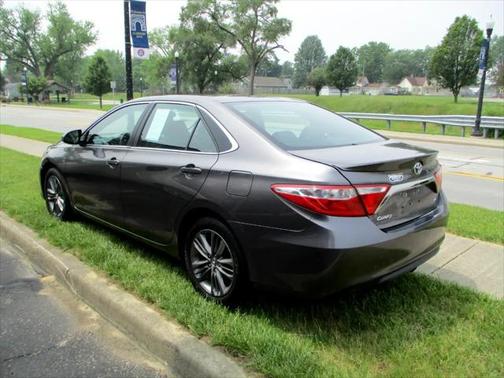 2015 Toyota Camry SE