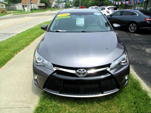 2015 Toyota Camry SE