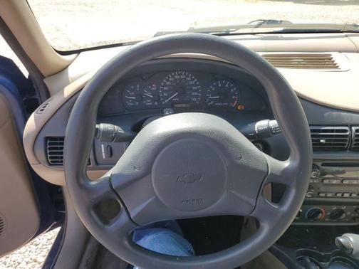 2003 Chevrolet Cavalier Base