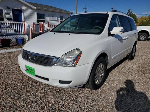 2011 Kia Sedona LX