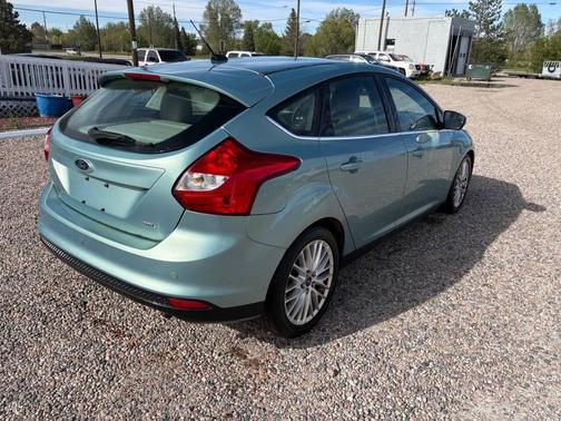 Green 2012 Ford Focus SEL