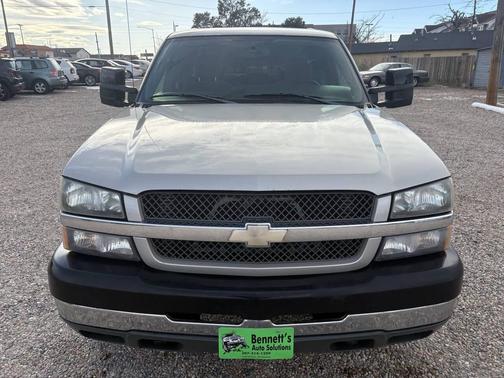 2004 Chevrolet Silverado 2500 LS H/D Crew Cab