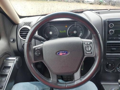 2010 Ford Explorer XLT