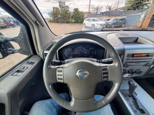 2005 Nissan Titan LE King Cab