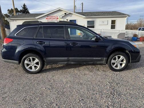 2013 Subaru Outback 2.5i Premium